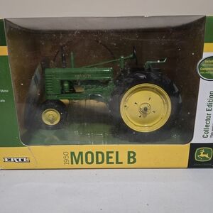 John Deere Green & Yellow 1950 Model B Die-Cast Tractor Toy